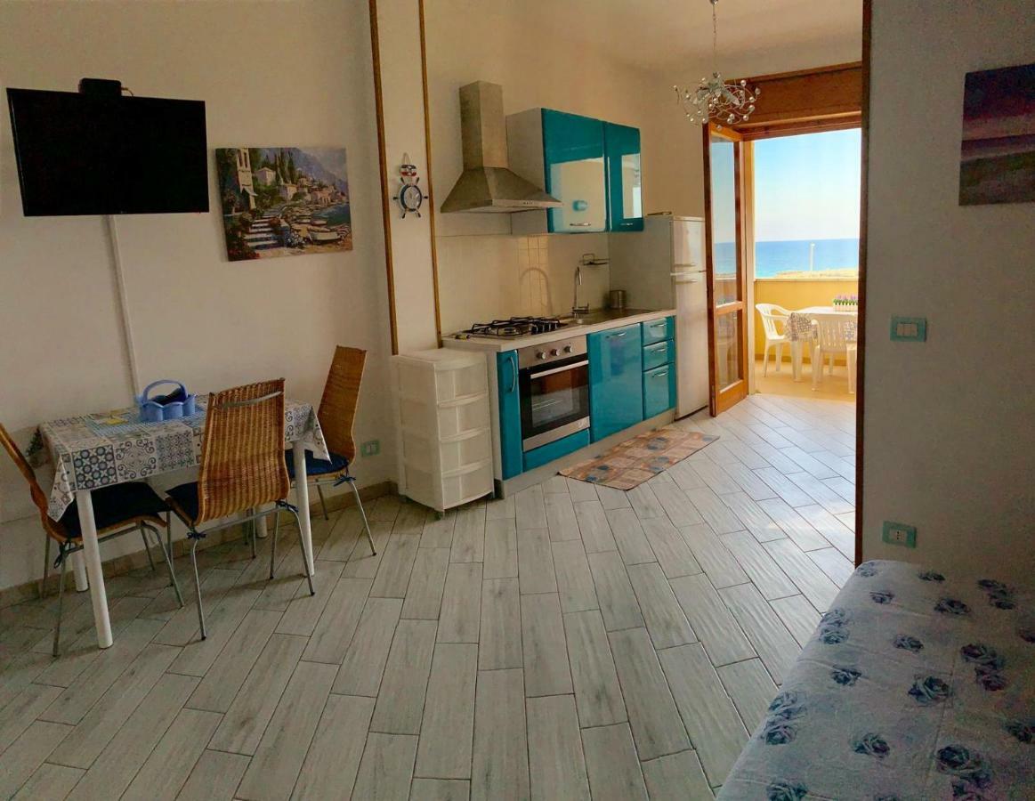 Bilocale Punta Rosa - Fronte Spiaggia Otranto Exterior foto