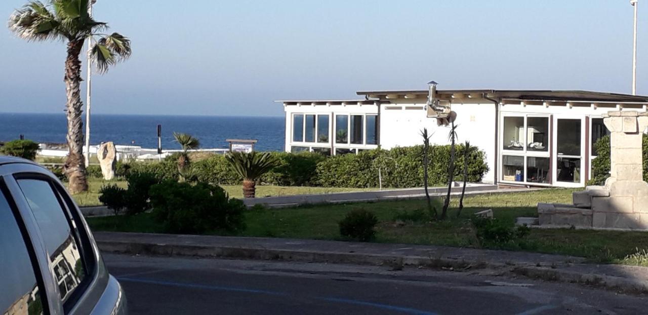 Bilocale Punta Rosa - Fronte Spiaggia Otranto Exterior foto